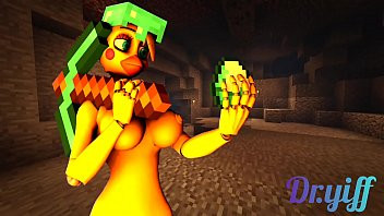 Play FNAF Chica found something!