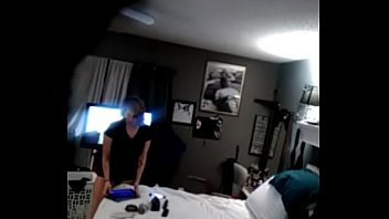 Play Cheating wife caught