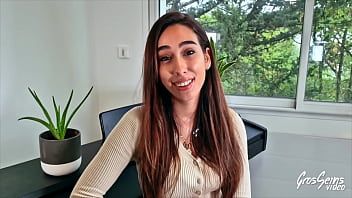 Play Naughty teen Camila wants a hard cock