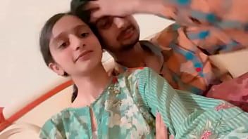 Play Cute Indian girl Passionate sex with licking Pussy