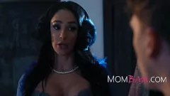 Play Supernatural Threesome with Latina MILFs