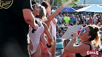 Play Pool Party Twerk Sluts Naked and Wild 19