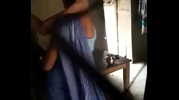 Play Aunty in saree quick fuck and blow